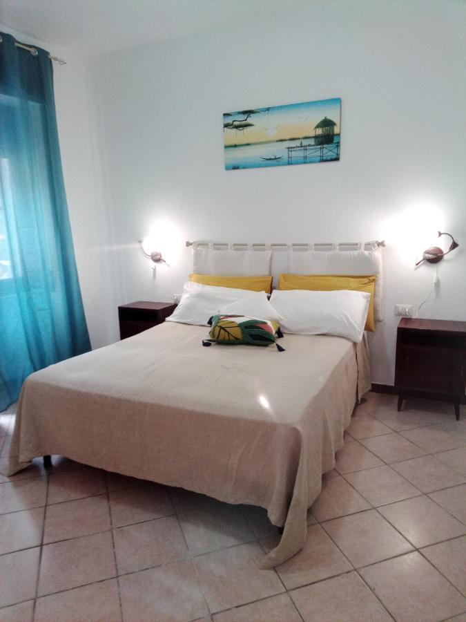 Bed and Breakfast La Rosa Dei Venti à La Caletta Extérieur photo