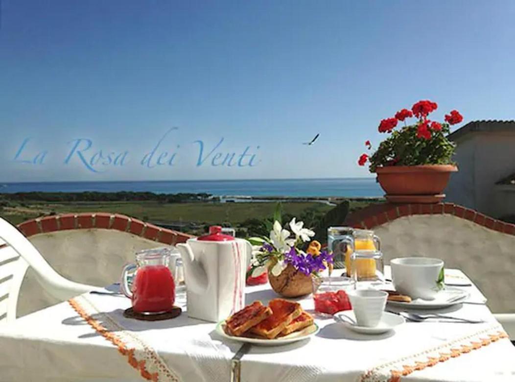 Bed and Breakfast La Rosa Dei Venti à La Caletta Extérieur photo